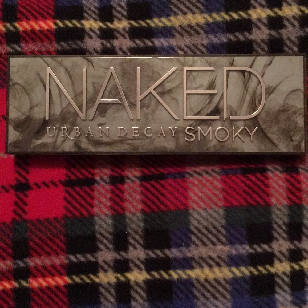 Naked Smoky Pallet